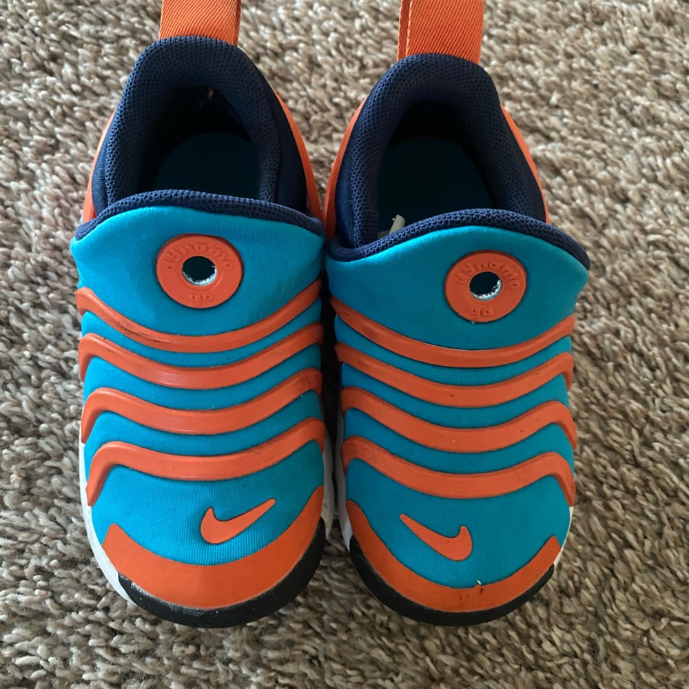 Nike dynamo Blue and Orange Sneakers